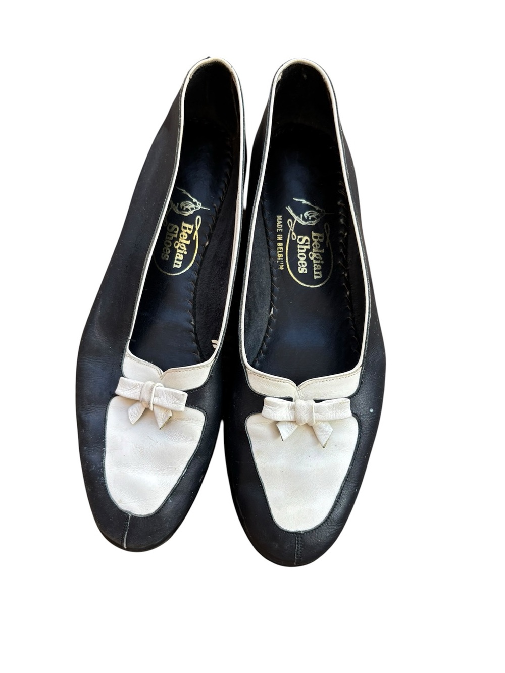 Belgian Shoes Navy Blue Bow Loafers – Women’s Size 6.5